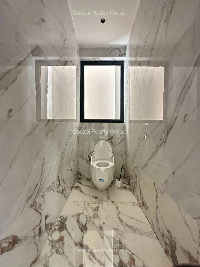 5 Bed Townhouse with En Suite in Lavington - 9