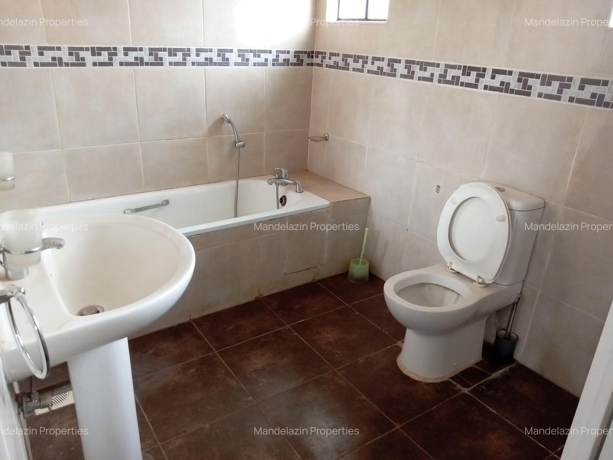 2 Bed Apartment with En Suite at Riverside Drive - 8