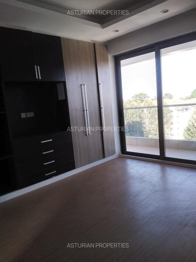 4 Bed Apartment with En Suite in Lavington - 20