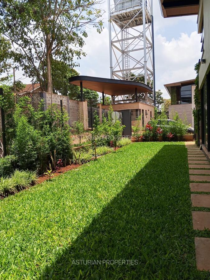 4 Bed Townhouse with En Suite in Runda - 1