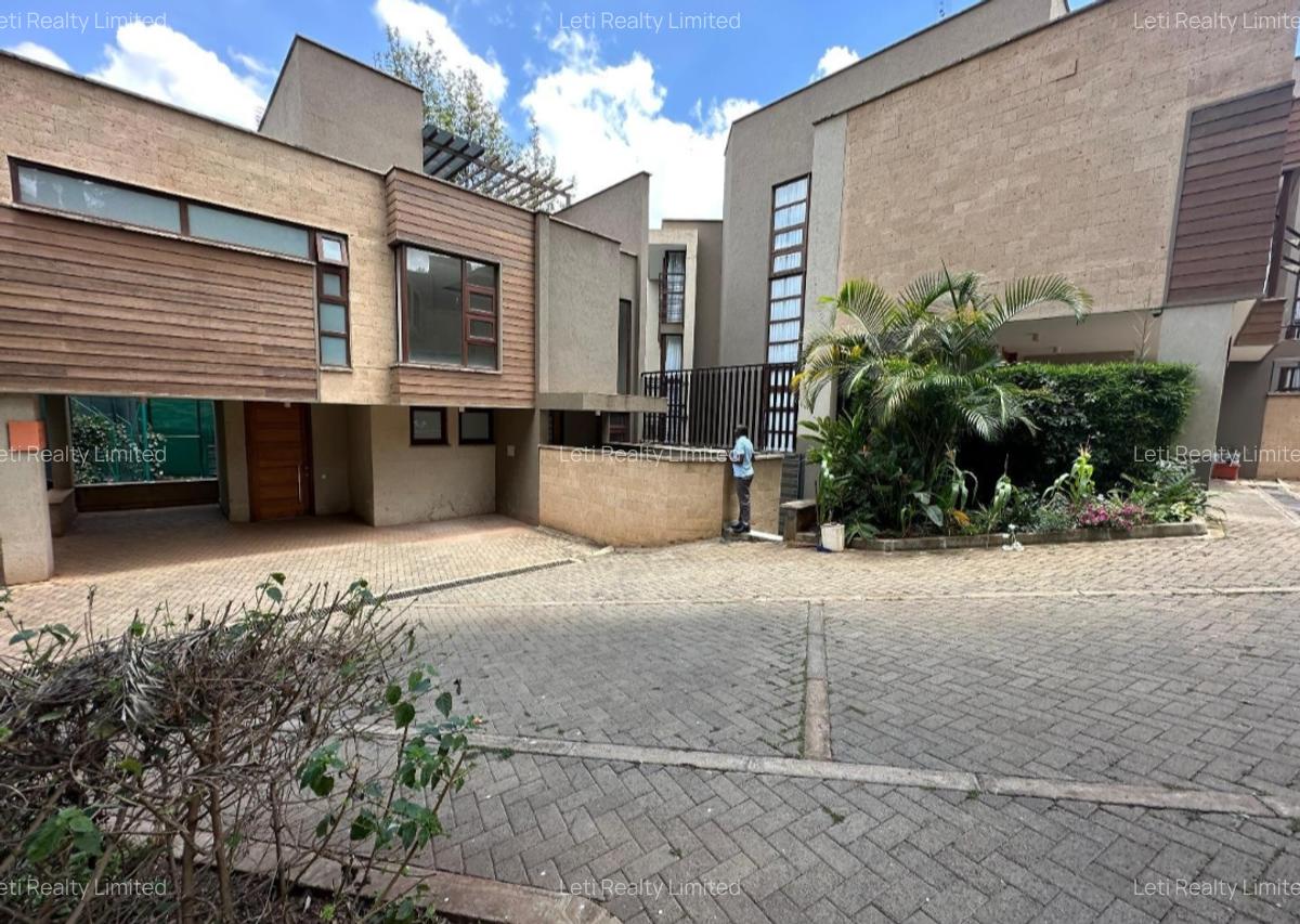 4 Bed Townhouse with En Suite in Lavington - 1