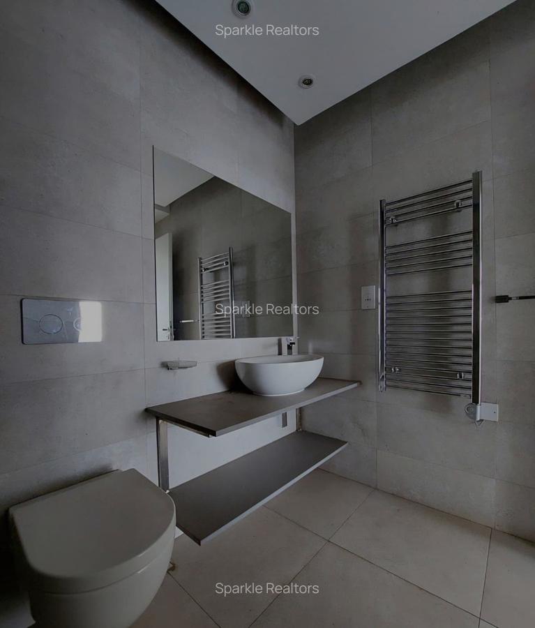 3 Bed Apartment with En Suite at Church Road - 13