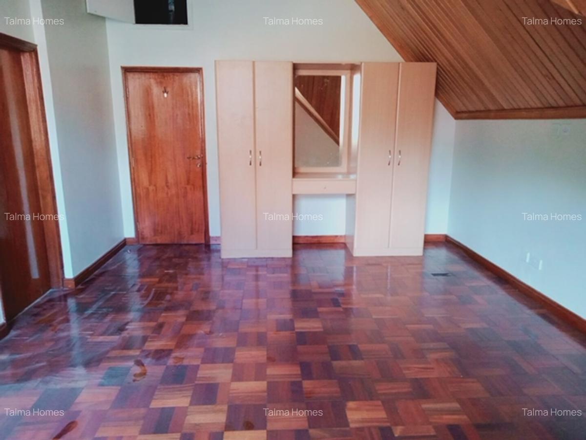 5 Bed Townhouse with En Suite at Off Riara Road - 10