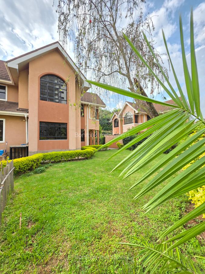 4 Bed Townhouse with En Suite at Lavington Green - 4