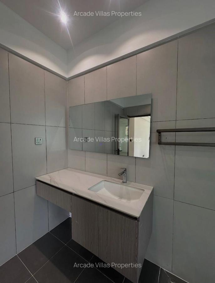 4 Bed Apartment with En Suite in Kileleshwa - 15