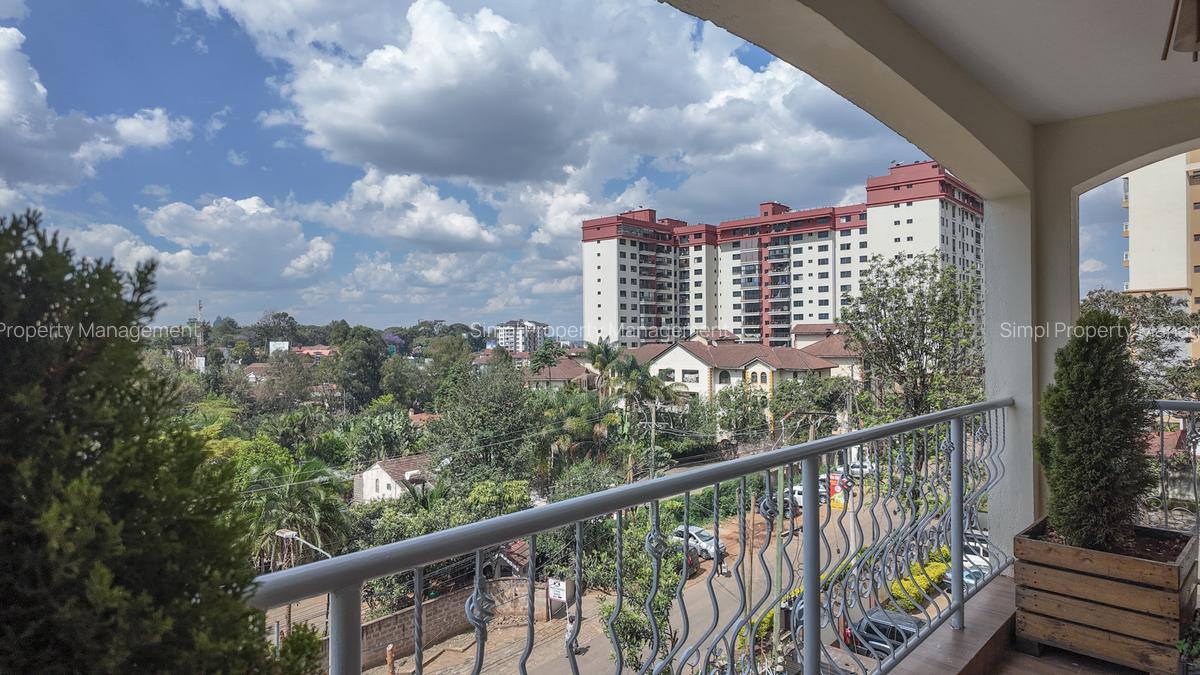 3 Bed Apartment with En Suite at Dennis Pritt Road - 6