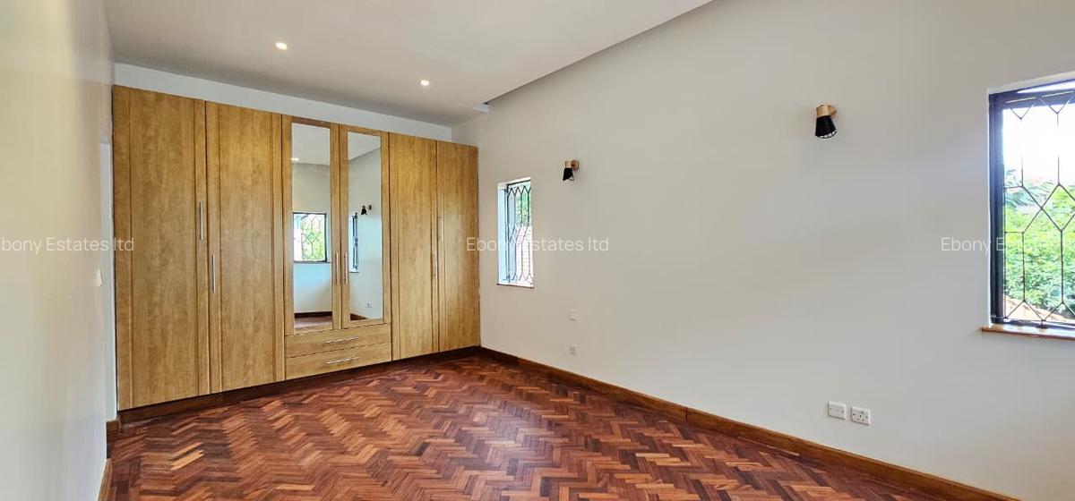 4 Bed Townhouse with En Suite in Karen - 18