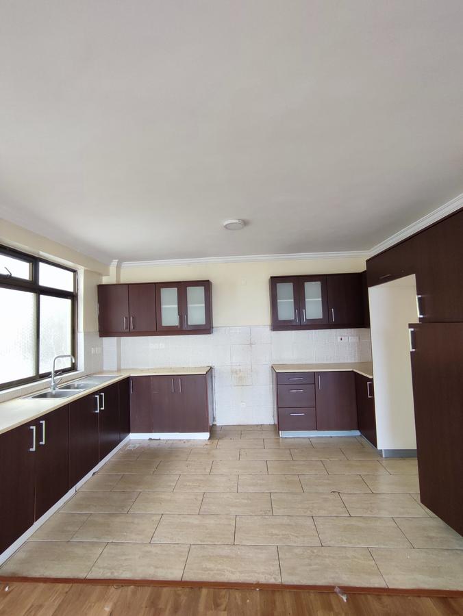 Serviced 3 Bed Apartment with En Suite at Wood Avenue - 2