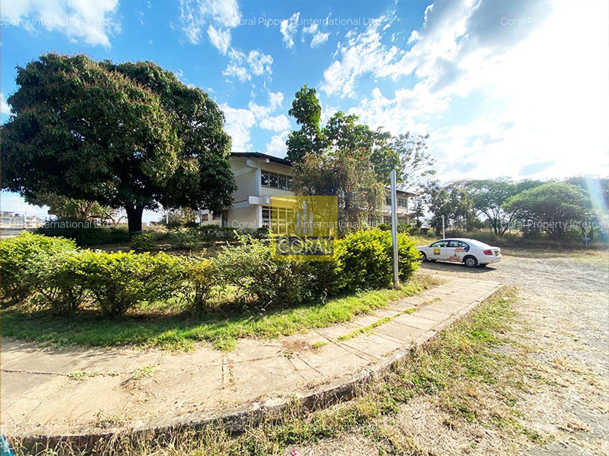 100,000 ft² Warehouse with Backup Generator in Thika - 10