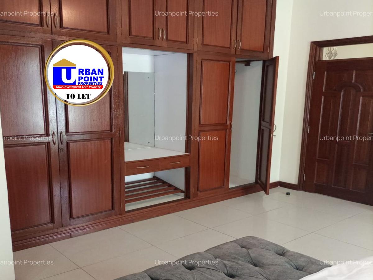 5 Bed House with En Suite in Nyali Area - 15