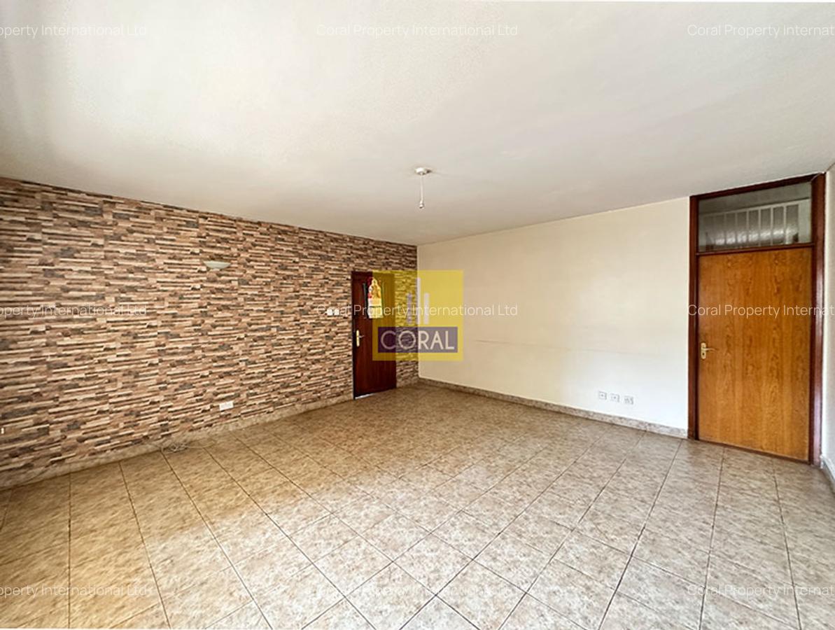 4 Bed Apartment in Parklands - 7