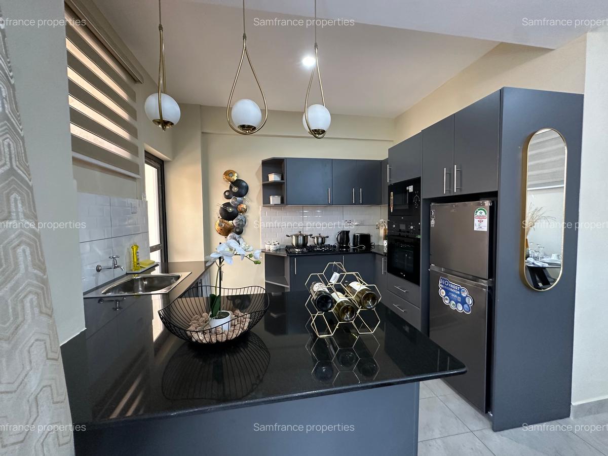 2 Bed Apartment with En Suite at 1 St Avanue - 6