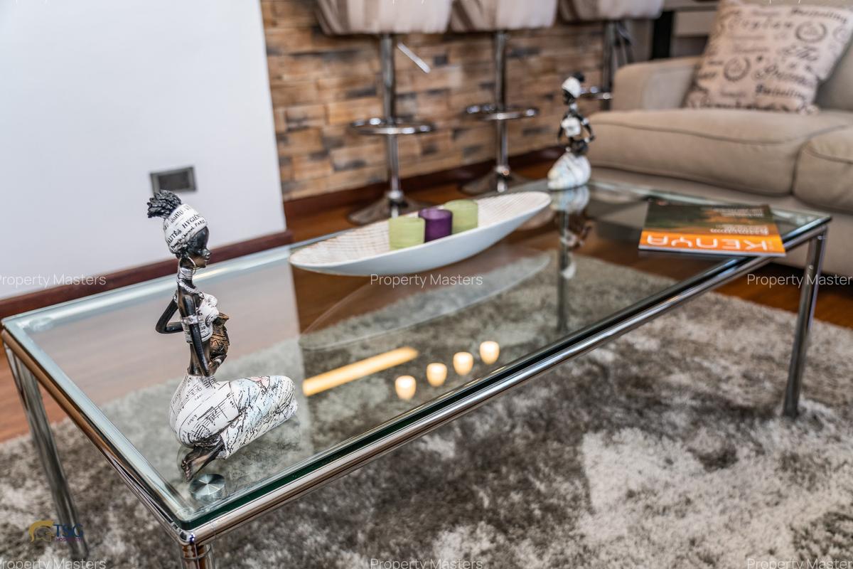 Serviced 1 Bed Apartment with En Suite at Wood Avenue - 12