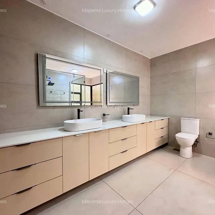 6 Bed House with En Suite at Mukoma - 10