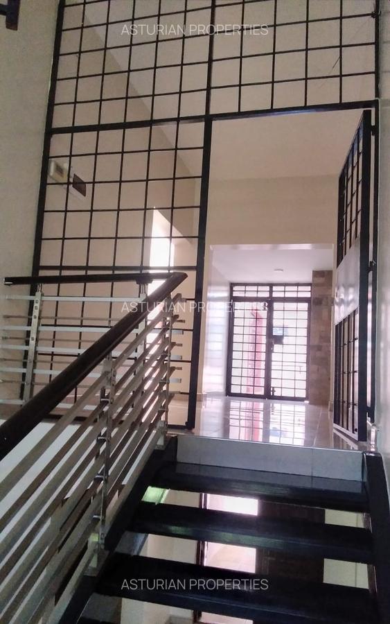 3 Bed Townhouse with En Suite in Runda - 6