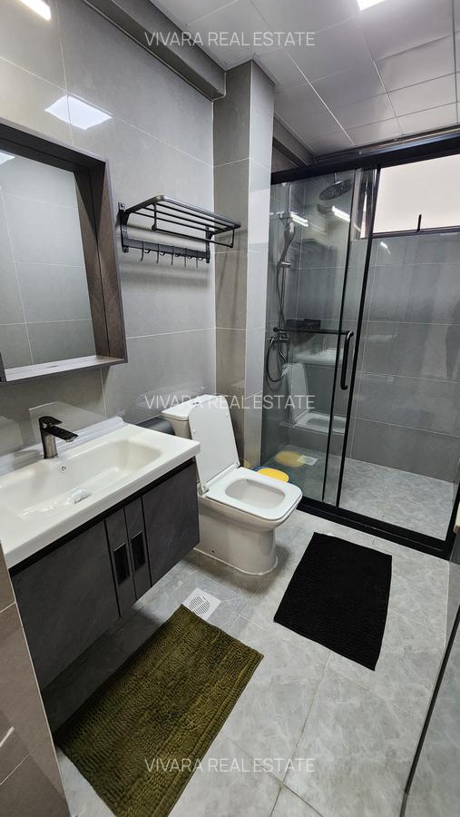 Serviced 2 Bed Apartment with En Suite at Riverside Drive - 12