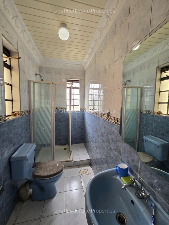 5 Bed House with En Suite in Loresho - 14