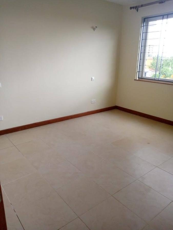 4 Bed Apartment with En Suite at 3Nd Parklands - 9