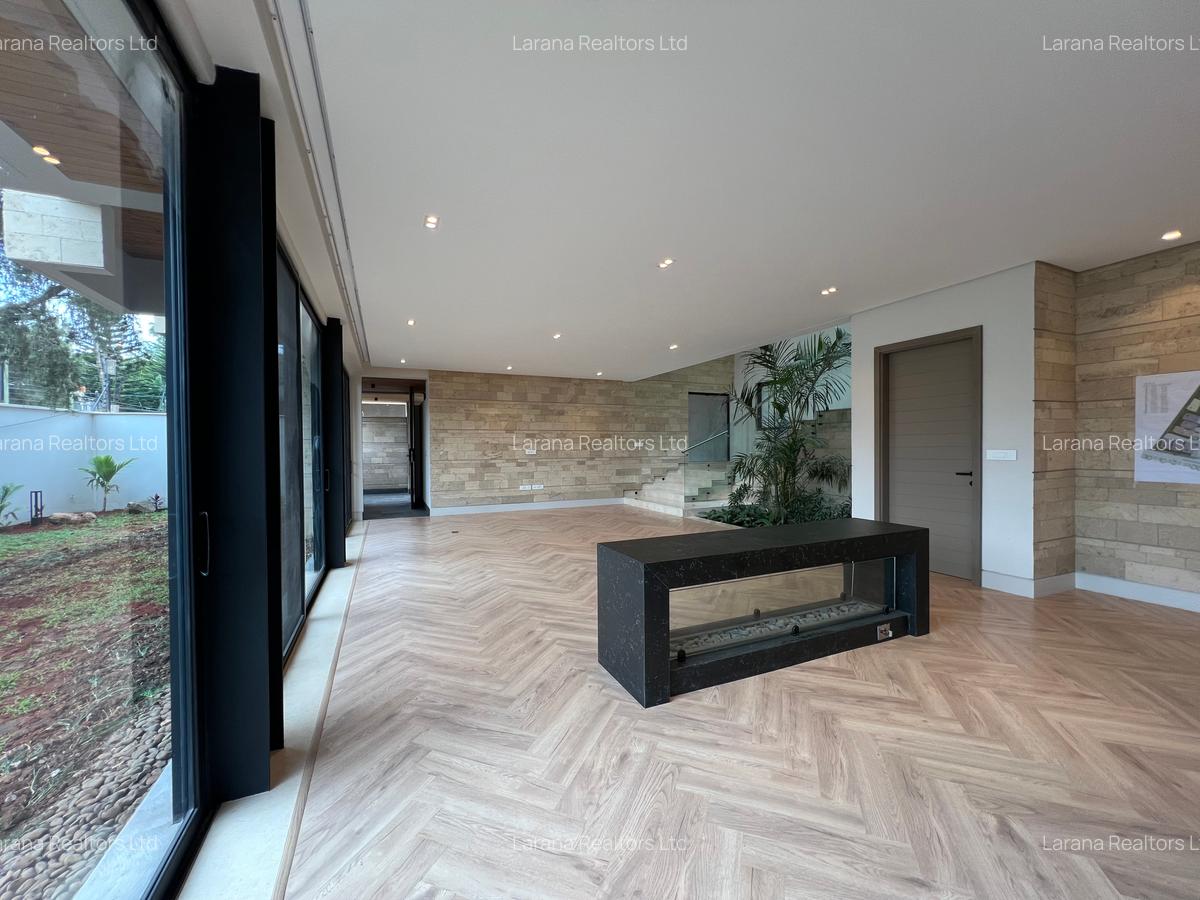 5 Bed Townhouse with En Suite at Grevillea Grove - 3