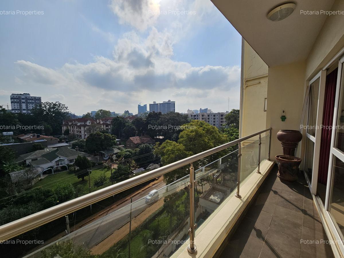 3 Bed Apartment with En Suite in Westlands Area - 5