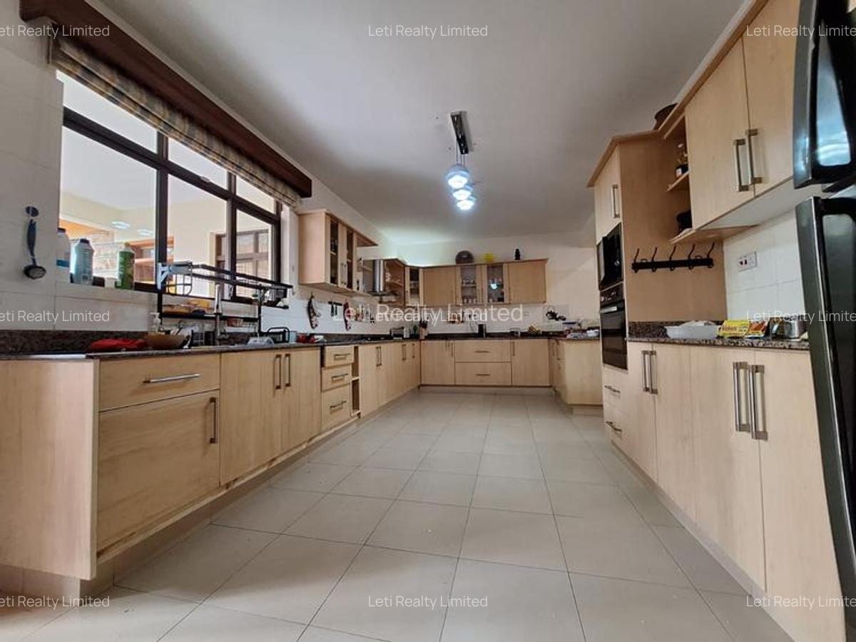4 Bed Townhouse with En Suite in Kileleshwa - 6