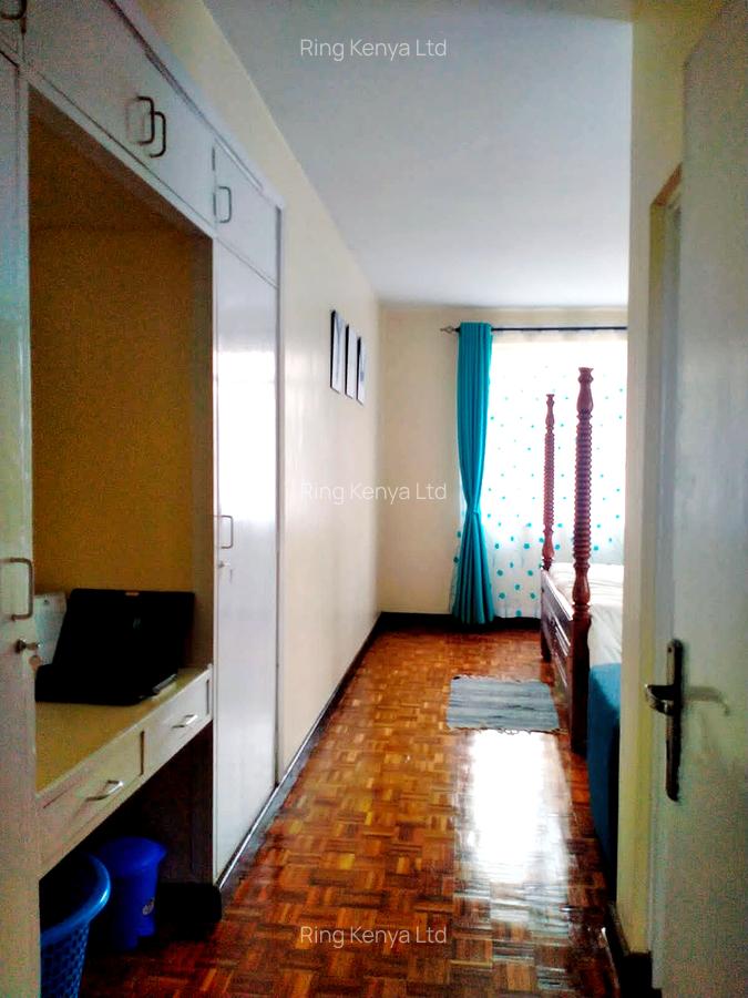 Furnished 3 Bed Apartment with En Suite at Woodley - 1