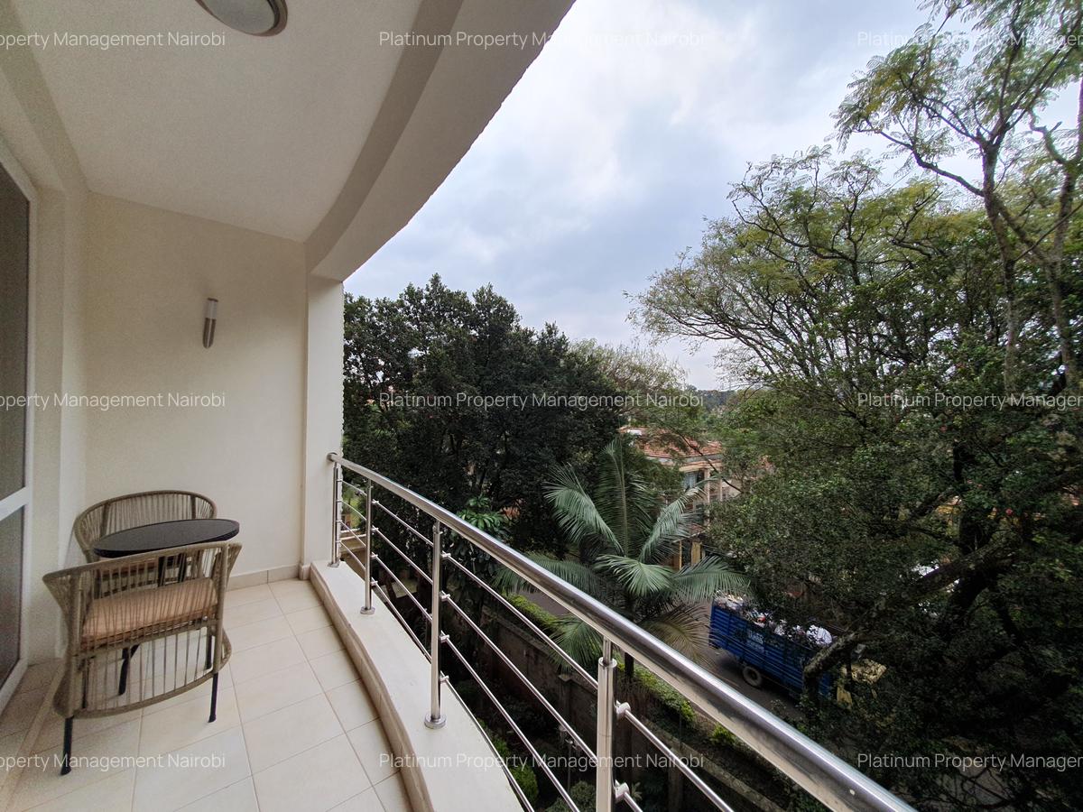 Serviced 2 Bed Apartment with En Suite at Brookside - 1