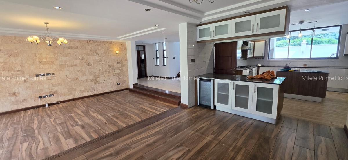 5 Bed Villa with En Suite at Owashika Drive - 2