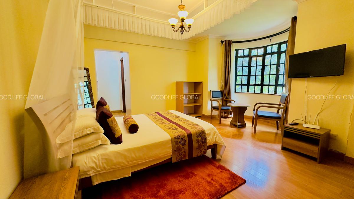 Furnished 2 Bed Apartment with En Suite at Nyari - 16