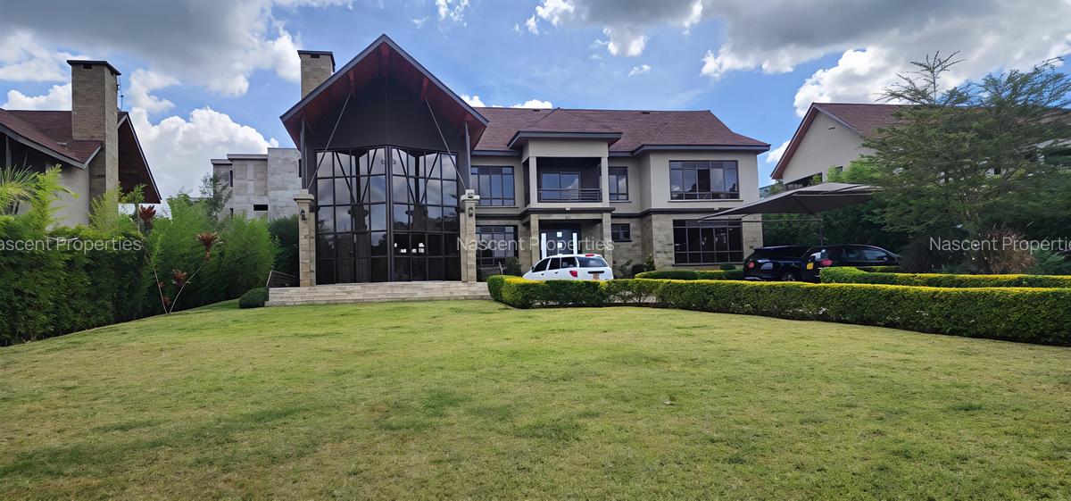 5 Bed Villa with En Suite in Runda - 1