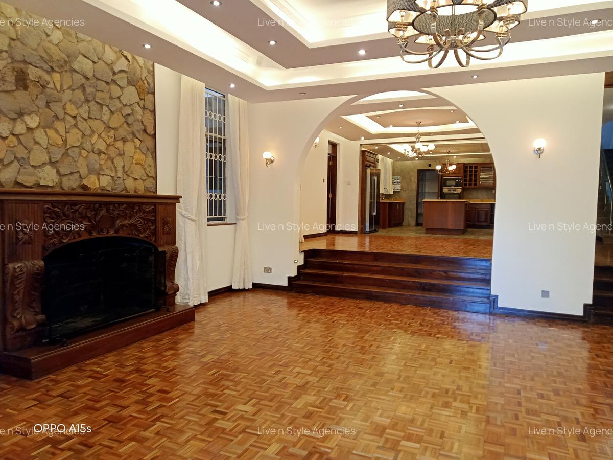 4 Bed House with En Suite in Runda - 6