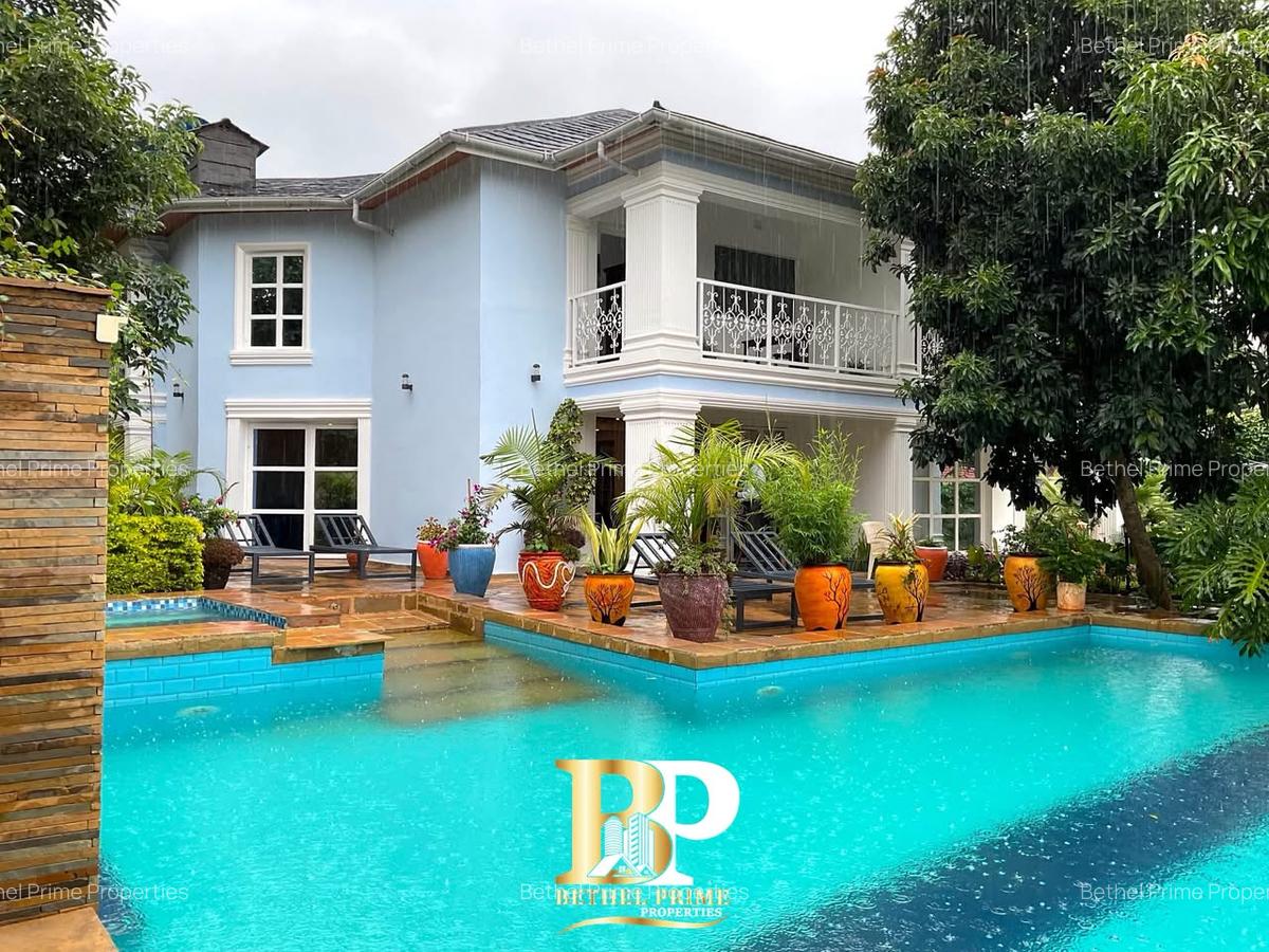 6 Bed Villa with En Suite in Runda - 3