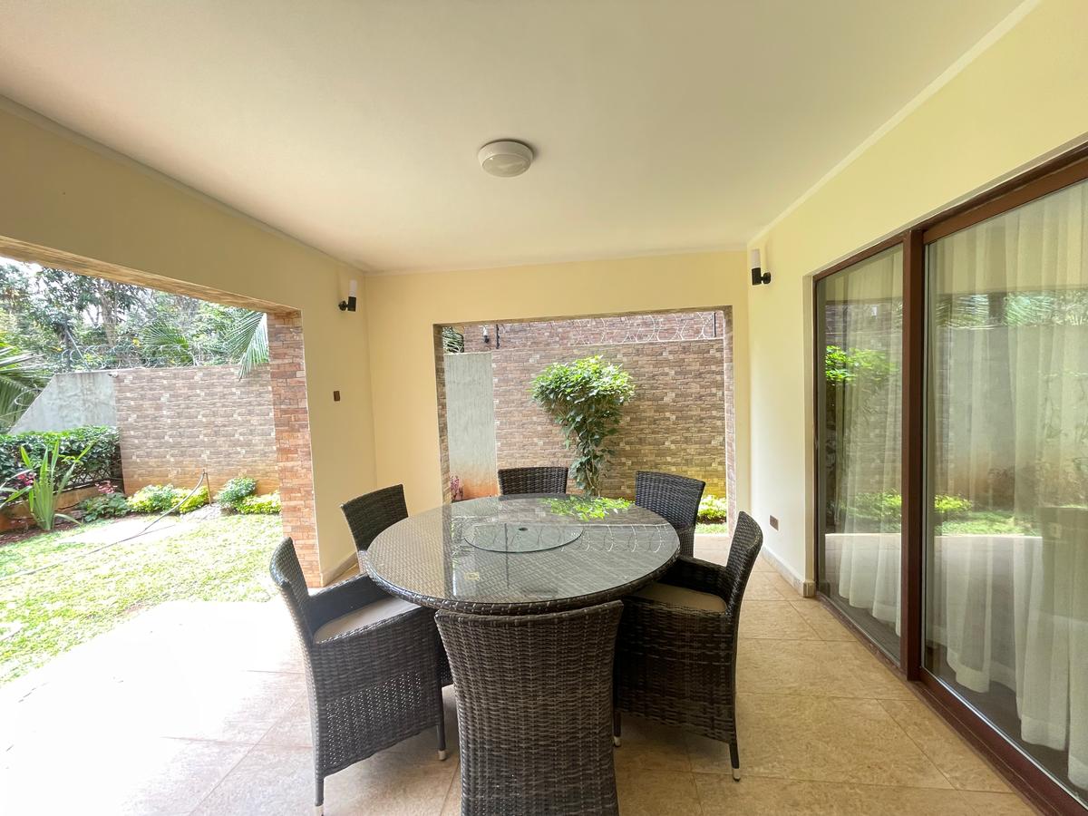 5 Bed Townhouse with En Suite in Lavington - 4