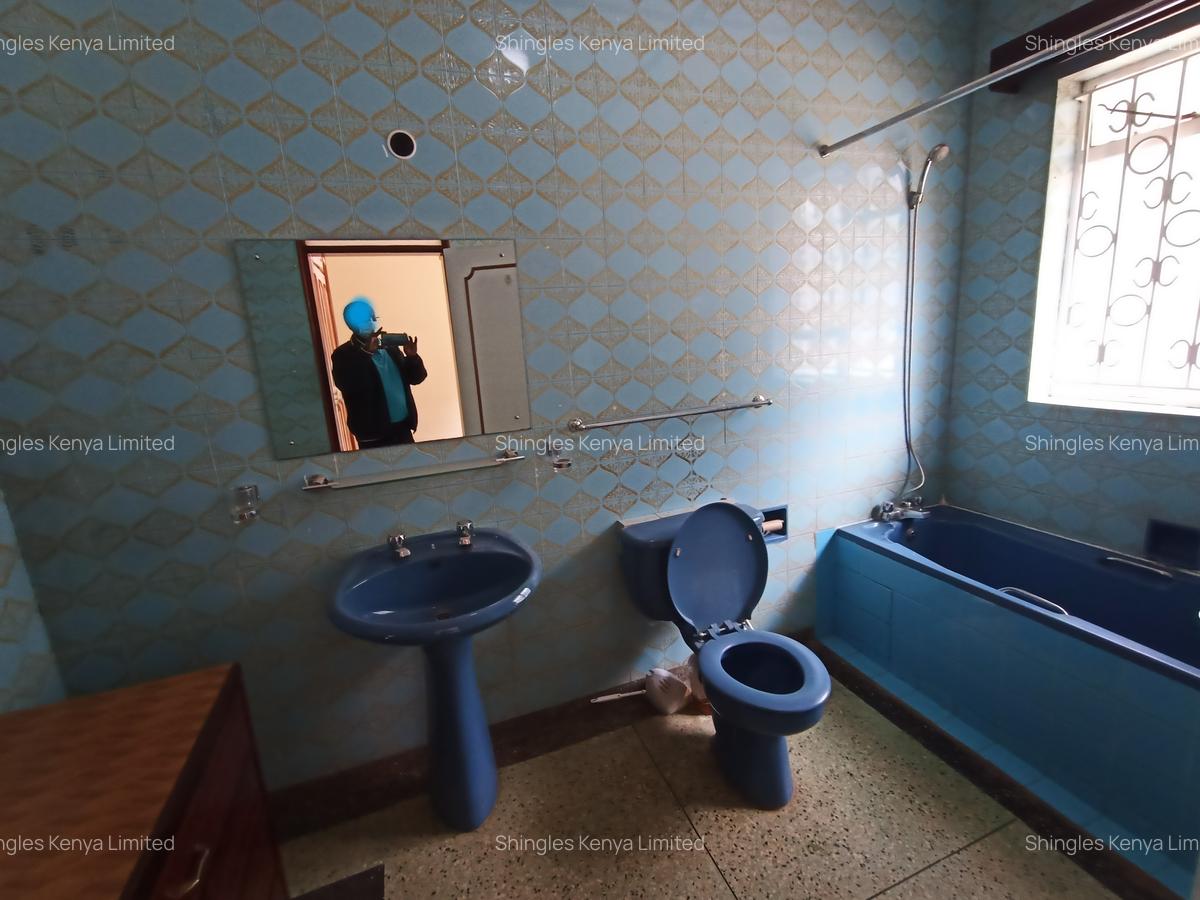 5 Bed Villa with En Suite at Njumbi Rd - 11