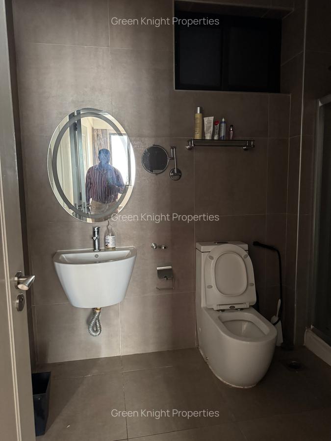Serviced 1 Bed Apartment with En Suite in Riverside - 9