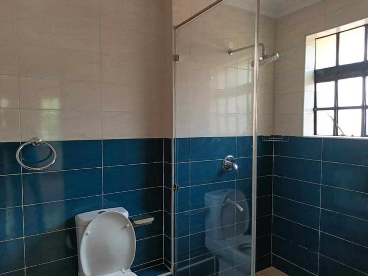 4 Bed Townhouse with En Suite in Lavington - 14