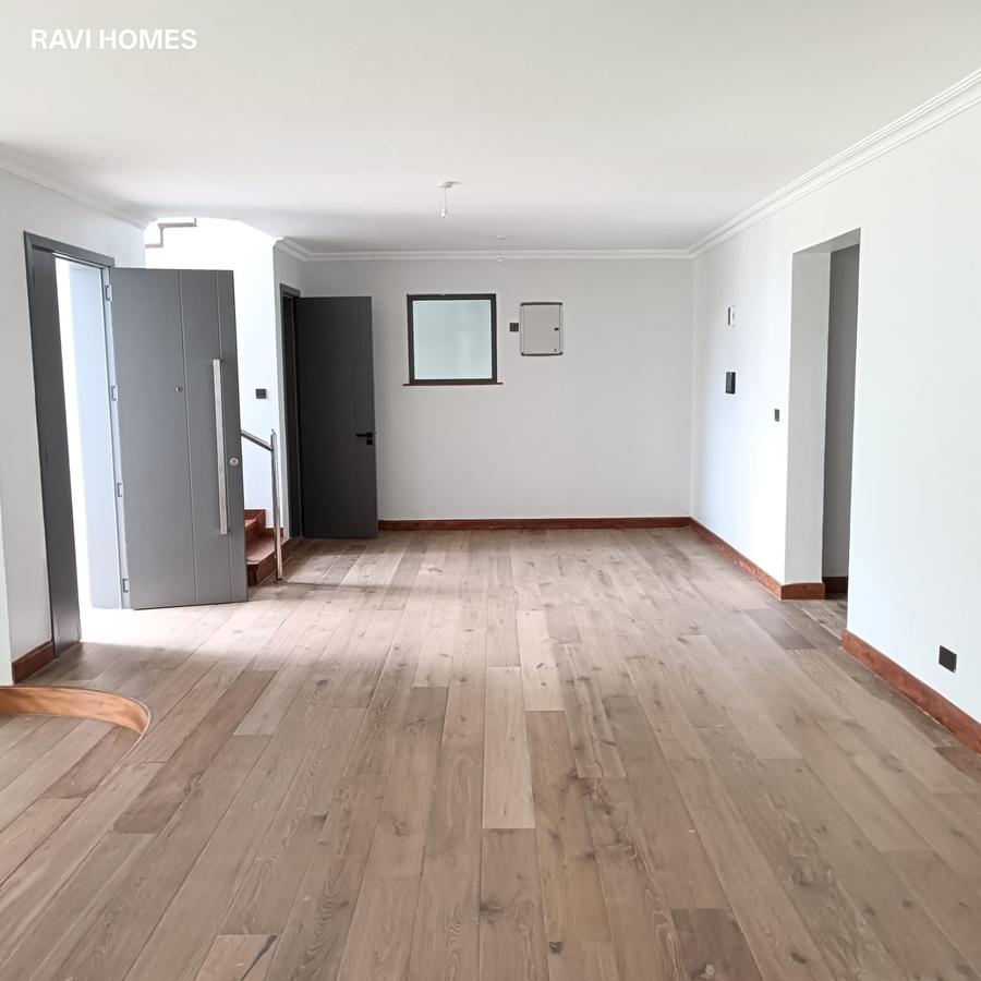5 Bed Villa with En Suite at Ndoto Road - 4