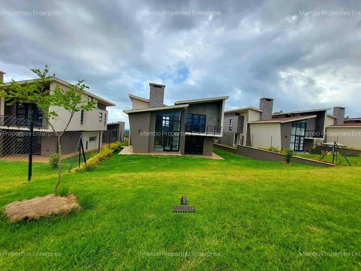 4 Bed Villa with En Suite at Redhill - 2