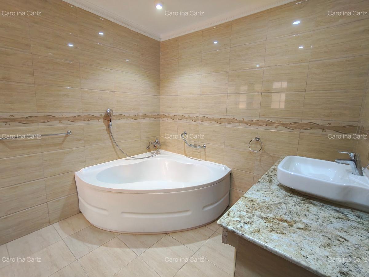 4 Bed Townhouse with En Suite at Kyuna Westlands - 10