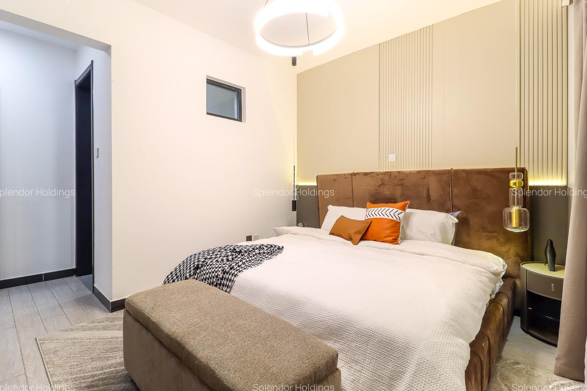 2 Bed Apartment with En Suite in Lavington - 8
