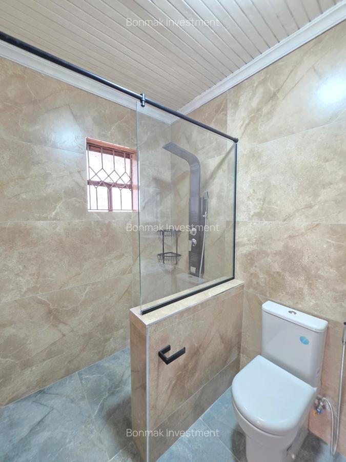 5 Bed House with En Suite at Old Runda - 20