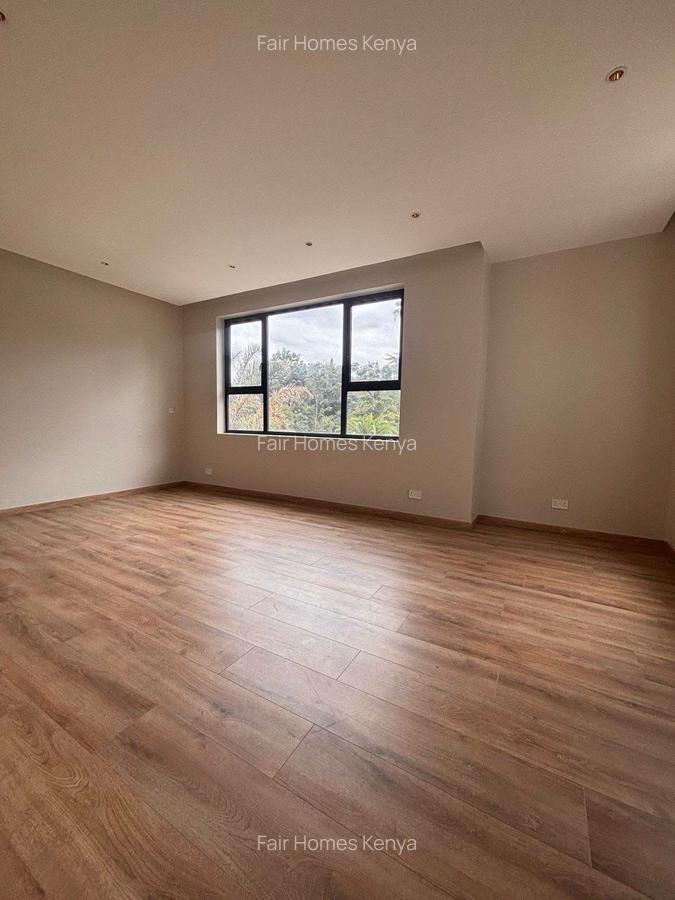 5 Bed Townhouse with En Suite at Manyani East - 10