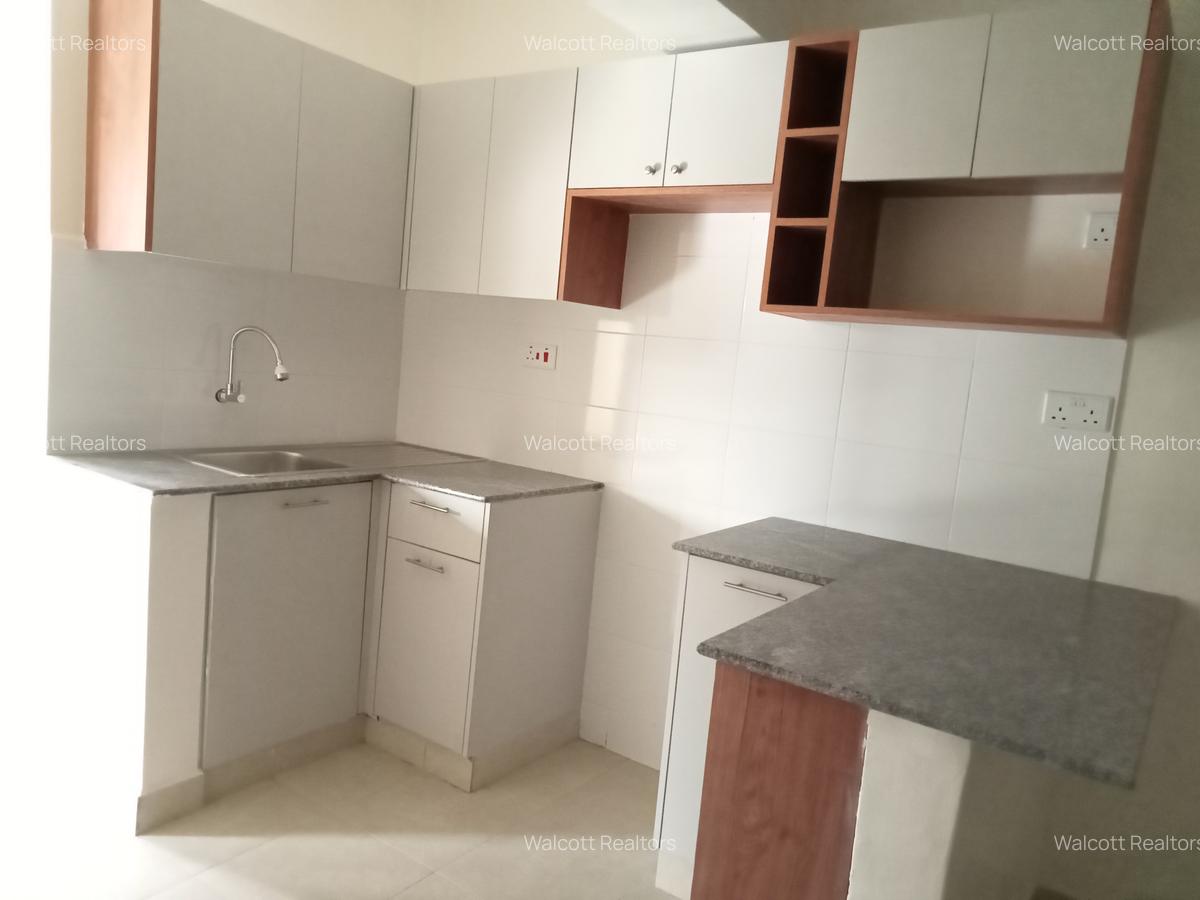 1 Bed Apartment with En Suite in Naivasha Road - 2
