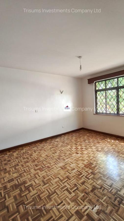 4 Bed Apartment with En Suite in Westlands Area - 5