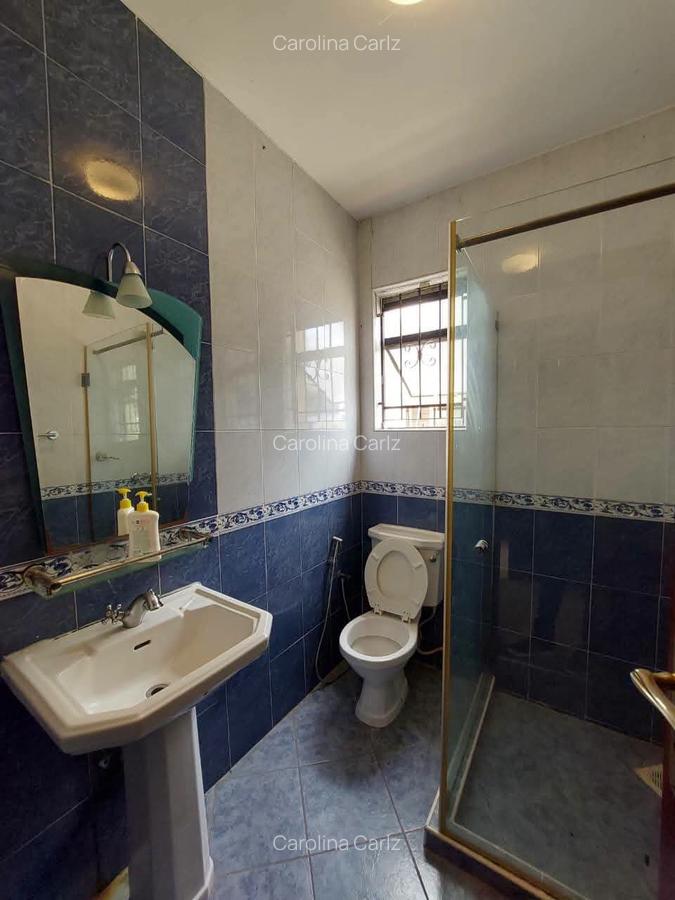 4 Bed Townhouse with En Suite at Brookside Drive - 13