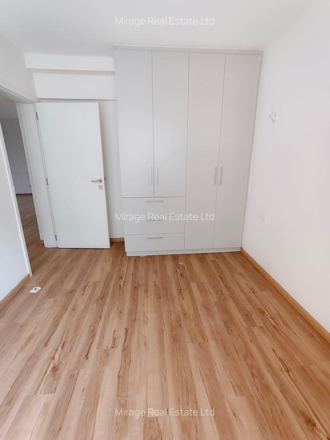 3 Bed Apartment with Swimming Pool in Garden Estate - 11