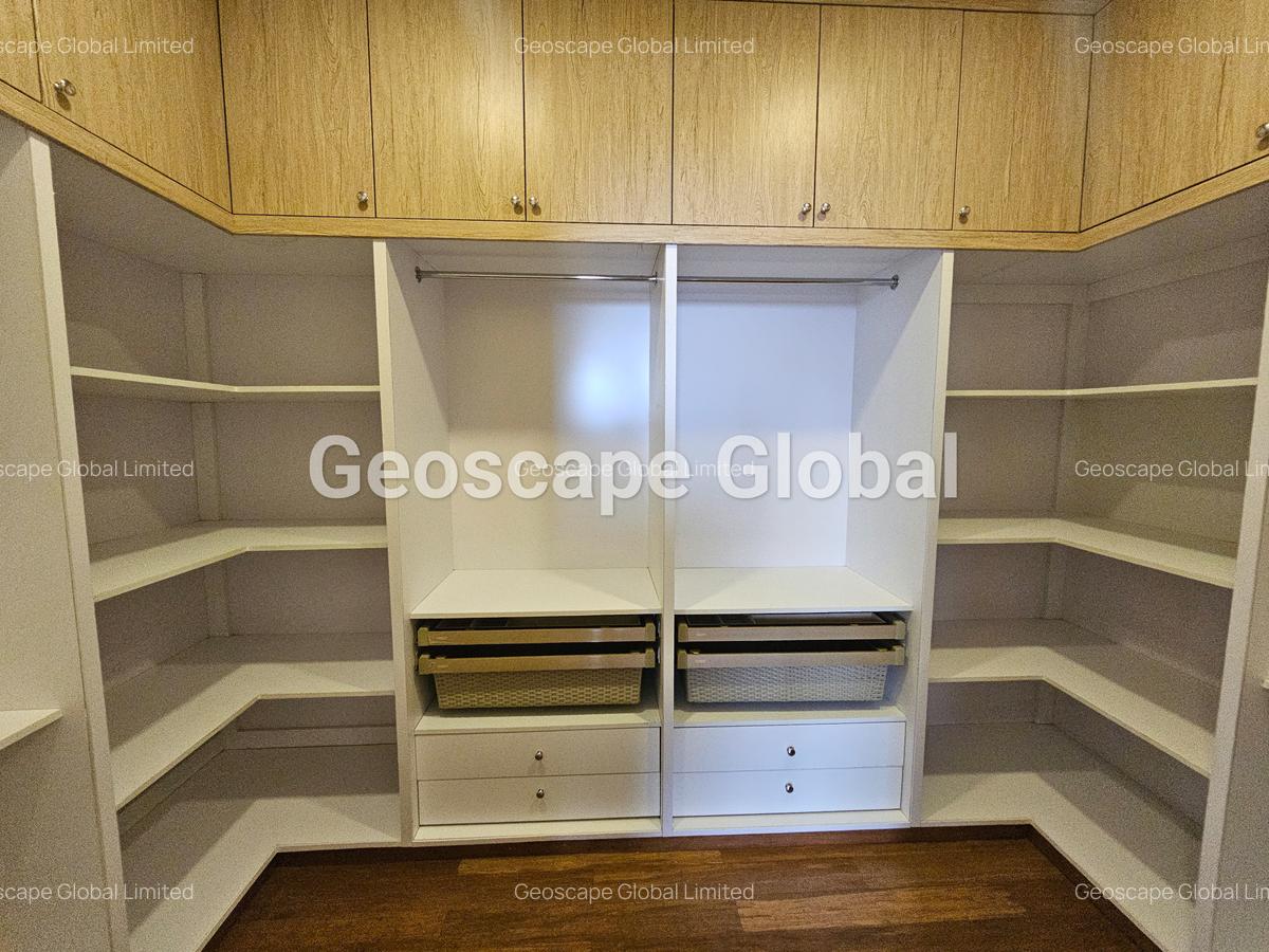 4 Bed Apartment with En Suite in Spring Valley - 4