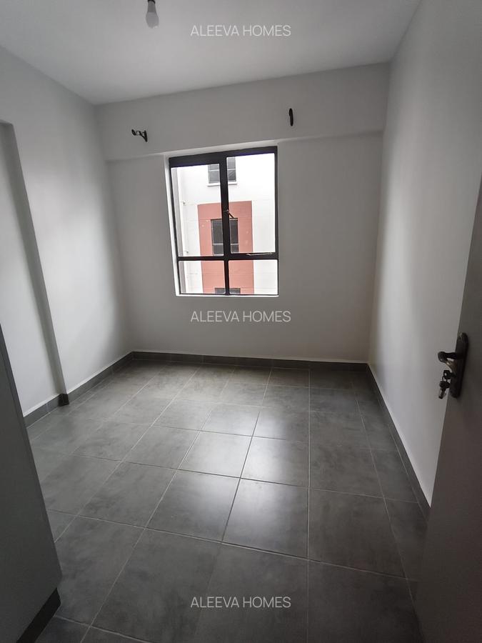 1 Bed Apartment with Swimming Pool in Garden Estate - 7