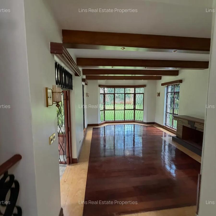 5 Bed Townhouse with En Suite in Runda - 4