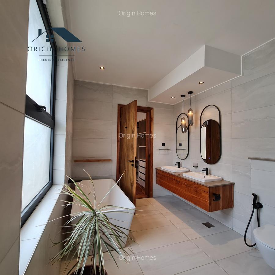4 Bed Townhouse with En Suite at Loresho - 8
